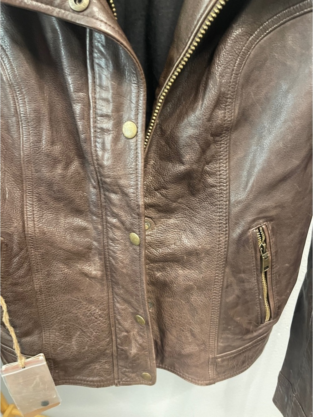 Wilson Vintage USA Brown Jacket with Gray Faux Fur Trim - Picture 5 of 6